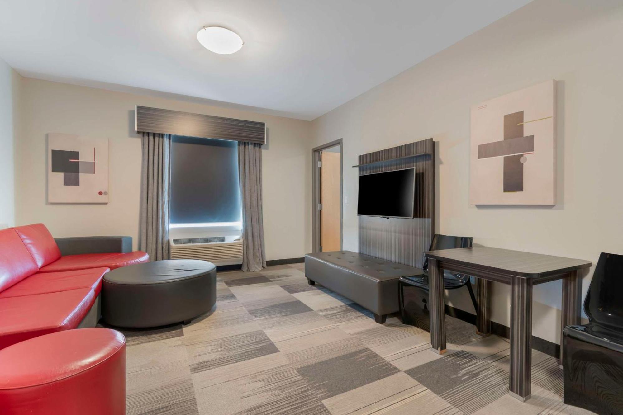Best Western Plus Airport Inn & Suites Saskatoon Eksteriør bilde