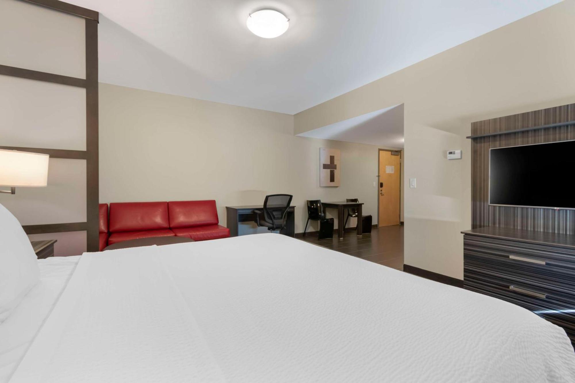 Best Western Plus Airport Inn & Suites Saskatoon Eksteriør bilde