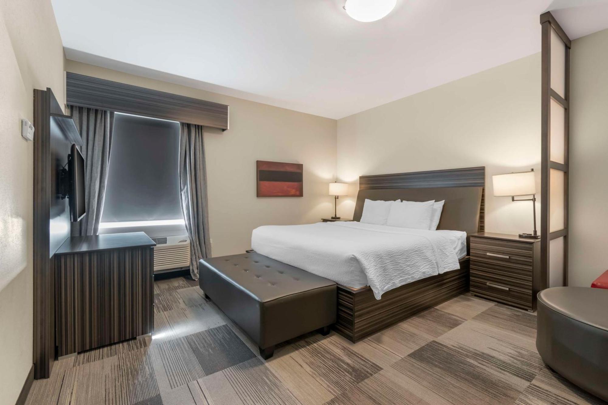 Best Western Plus Airport Inn & Suites Saskatoon Eksteriør bilde
